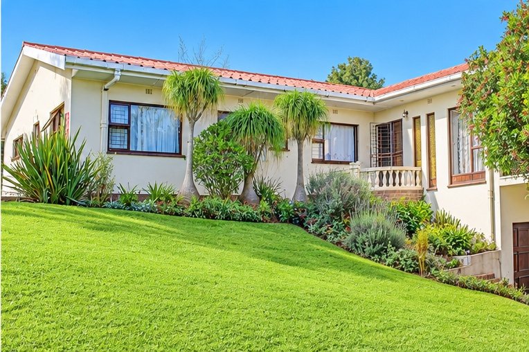 5 Bedroom Property for Sale in Riversdale Western Cape